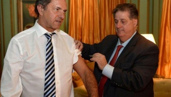 Inhibieron a Scioli por sobreprecios en la construcción de las UPA