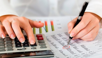 Educación: Empleados habrían boicoteado la liquidación de sueldos