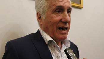 El senador Darío Díaz Pérez expresó su preocupación ante el desmedido aumento de los medicamentos