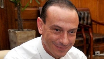 Médicos falsos: El municipio estaría involucrado en malversación de fondos públicos