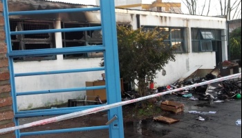 Incendiaron un colegio de Villa Elisa: “No existen las casualidades”, aseguró Garro