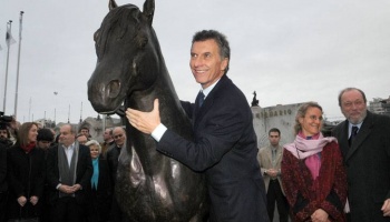 Los excéntricos gastos de los JJ.OO. juveniles: 13 millones en alquilar 31 caballos