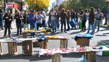 El Concejo local busca reglamentar el Paseo de Compras 80