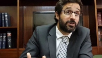 Sabbatella: “A Martín le quedó una materia pendiente, no terminó el secundario y nunca dijo lo contrario”