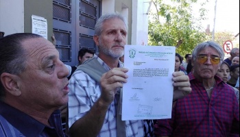 Ante una propuesta miserable, municipales de Berisso en pie de guerra