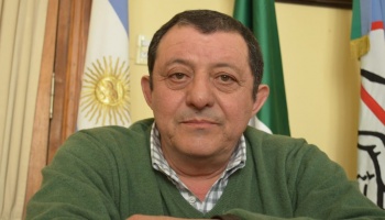 El intendente de Benito Juárez denunció al ministro Gigante por sobreprecios