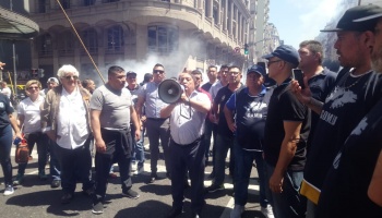 El SOMU pide un 30 por ciento y denuncia que el gobierno quiere quedarse con el convenio colectivo
