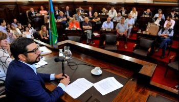 El Concejo cierra el año debatiendo el contrato de ESUR y los negocios inmobiliarios de las Tolosa Paz