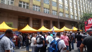 “Premio” vergonzoso por parte del gobierno: “Un pan dulce y un turrón” para las cooperativas