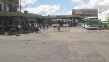 Se levantó el paro de colectivos en zona sur tras una mañana caótica