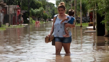 Inundaciones: La foto de la falta de inversión y la ayuda de los argentinos con las donaciones