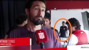 Por un descuido de la prensa oficial, se filtró la nueva camiseta suplente de Estudiantes