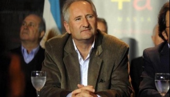 Concejal del FR de Esteban Echeverría le dio contratos ñoquis a hijos platenses de ex funcionario