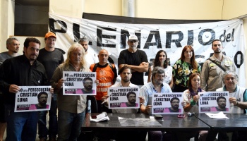 Marchan a Plaza de Mayo con críticas a la CGT: “Colabora con este plan de guerra contra los trabajadores”