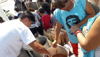 Desde diciembre el gobierno bonaerense no entrega alimentos a los comedores