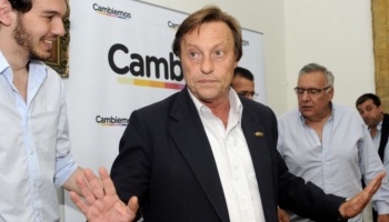 El intendente de Cambiemos que se colgó de la luz del vecino cobra 88 mil pesos mensuales