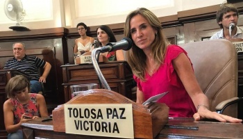 Criticada por su propio bloque, Tolosa Paz arruinó el acto por el día de la Memoria