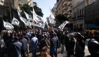 El conflicto de los trabajadores del Expreso Lomas de Zamora pasó a la Justicia y temen que se diluya