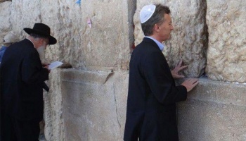 Pascuas: Enojado con la iglesia católica, Macri desairó al papa Francisco