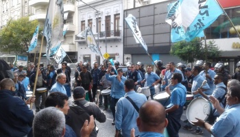 La Justicia se pasa de una mano a otra la causa de los choferes del Expreso Lomas