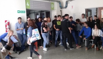 Fuerte reclamo en Salud: Agentes exigen igualar sus sueldos con el del resto de la provincia