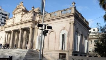 Casación aceptó las apelaciones de policías condenados por la muerte de un delincuente en Berisso