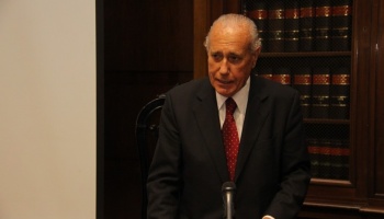 Sebastián Casanello investiga al ex ministro de Justicia, Jorge Vanossi, por enriquecimiento ilícito
