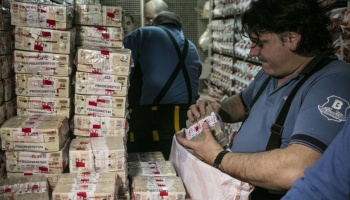 El escenario más temido: En al menos cuatro provincias volverían las cuasi monedas