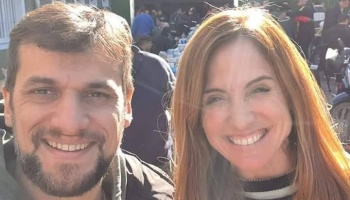El doble juego de “Nano” Cara: Fue candidato con Tolosa Paz pero cobra con Saintout