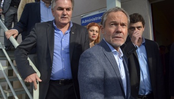 Gustavo Ferrari comprará 4 millones de pesos en chorizos a una empresa procesada por estafas