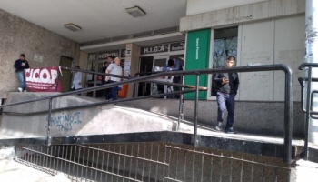“Los pacientes andan mendigando la medicación”, asegura el médico que le envió una carta a Vidal