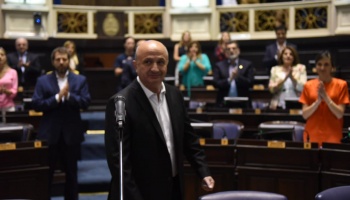 Nicolás Russo, en la mira: En Lanús, el Frente de Todos se divide por una “traición”