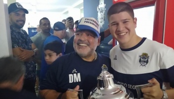 Moscardini, campeón del TC 2000, y su encuentro con Maradona: “Me abrazó y felicitó por el logro”