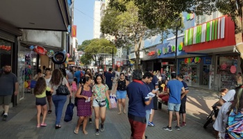 Quilmes: Trabajadores de Kimberly marcharán mañana al ministerio de Producción