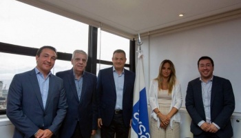 Watson entra al directorio de AySA sin abandonar la intendencia
