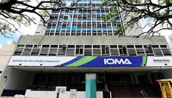 Psicólogos continúan reclamando a IOMA por la falta de pago: “Hay impericia y corrupción”, sostienen