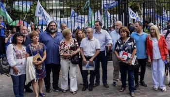 Polémica por las condiciones de los 4.500 pases a planta prometidos por Axel Kicillof