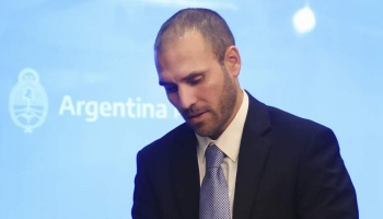 Martín Guzmán llegó a Washington para reunirse con el FMI y acreedores privados
