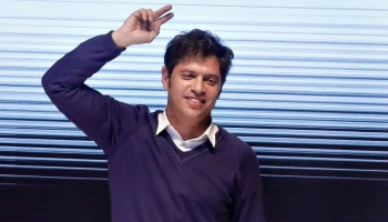 A 75 años de la conquista peronista, Kicillof prohibió las vacaciones entre los trabajadores de la salud