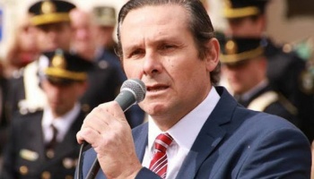 Le cierran la puerta a un vecino de Dolores por tener coronavirus