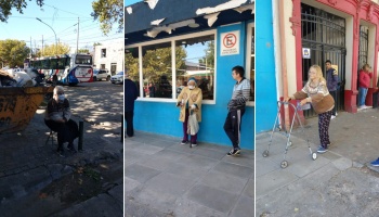 Por falta de previsión, los jubilados se agolparon en la puerta de los bancos para cobrar sus haberes