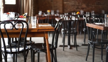 Agobiados por la cuarentena, los gastronómicos proponen protocolos para volver a la actividad