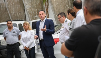 Con un enroque de funcionarios, el SPB intentó un falso cambio de imagen