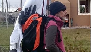 Camina más de 400 kilómetros para pedir justicia por su hijo y hablar con el presidente