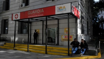 Hospital Rivadavia: Profesionales de la salud anuncian medidas de fuerza tras la muerte de un enfermero