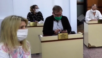 Berisso: Concejal va a la Justicia por difamaciones y se abre una posible disputa en la UCR