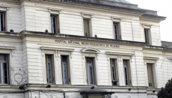 Hospital Moyano: Trabajadores de salud denuncian falta de personal y elementos de protección