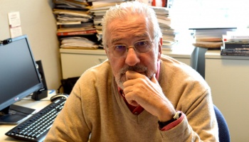 Atilio Borón: “Alberto Fernández demostró debilidad al escuchar demasiadas voces”