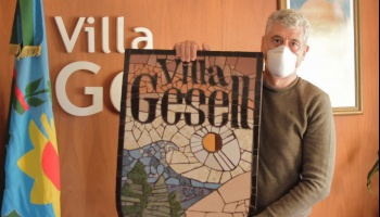 Se negó a involucrarse en una licitación trucha y Gustavo Barrera le inventó una deuda para fundirlo
