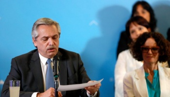 Un gobierno nacional y popular con aires macristas